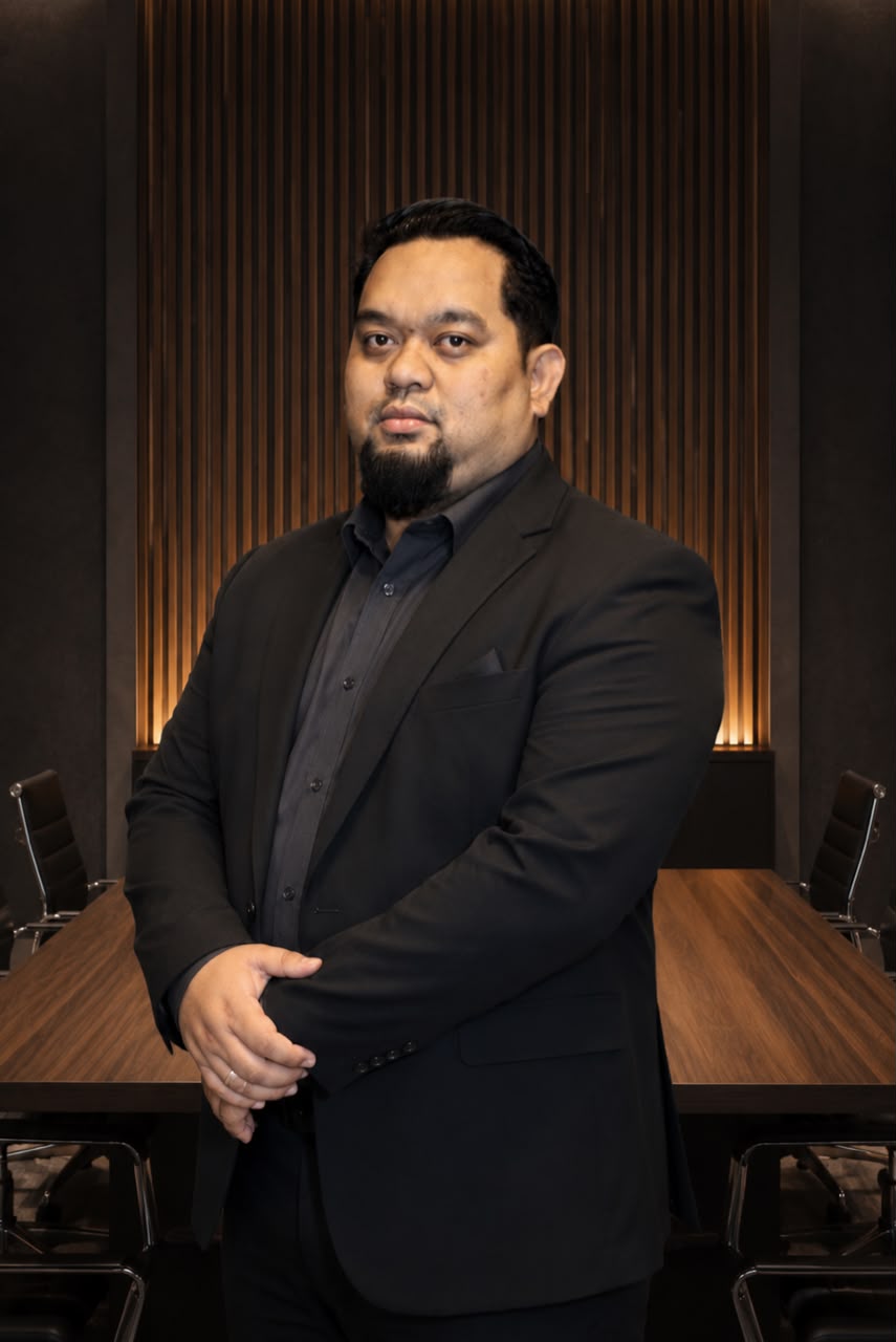 Nik Mohd Zafaris Aizat Bin Nik Azman